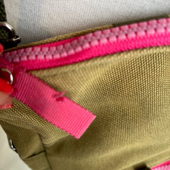 Lorna Jane Khaki Small Canvas Style Cross Body Bag w'  Long Strap - Picture 12 of 14